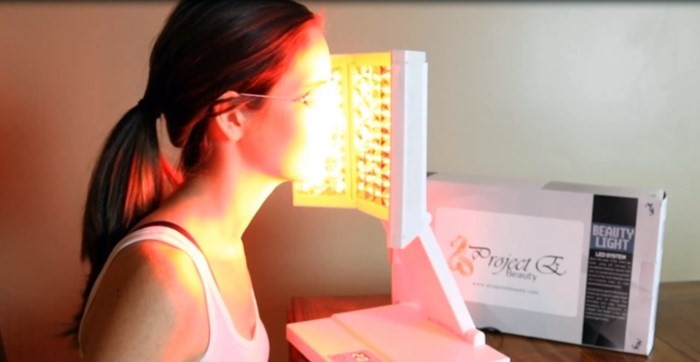 Dùng ánh sáng LED để điều trị da – phương pháp làm đẹp hoàn toàn có thể ứng dụng tại nhà